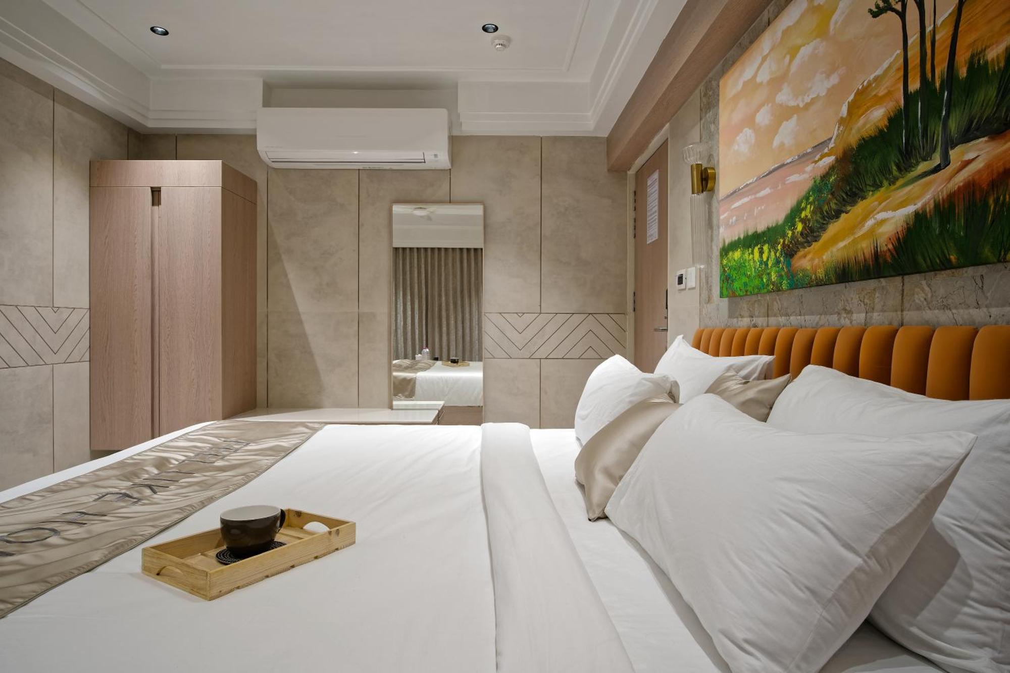 Hotel Golden Plaza Ahmadabad Zewnętrze zdjęcie