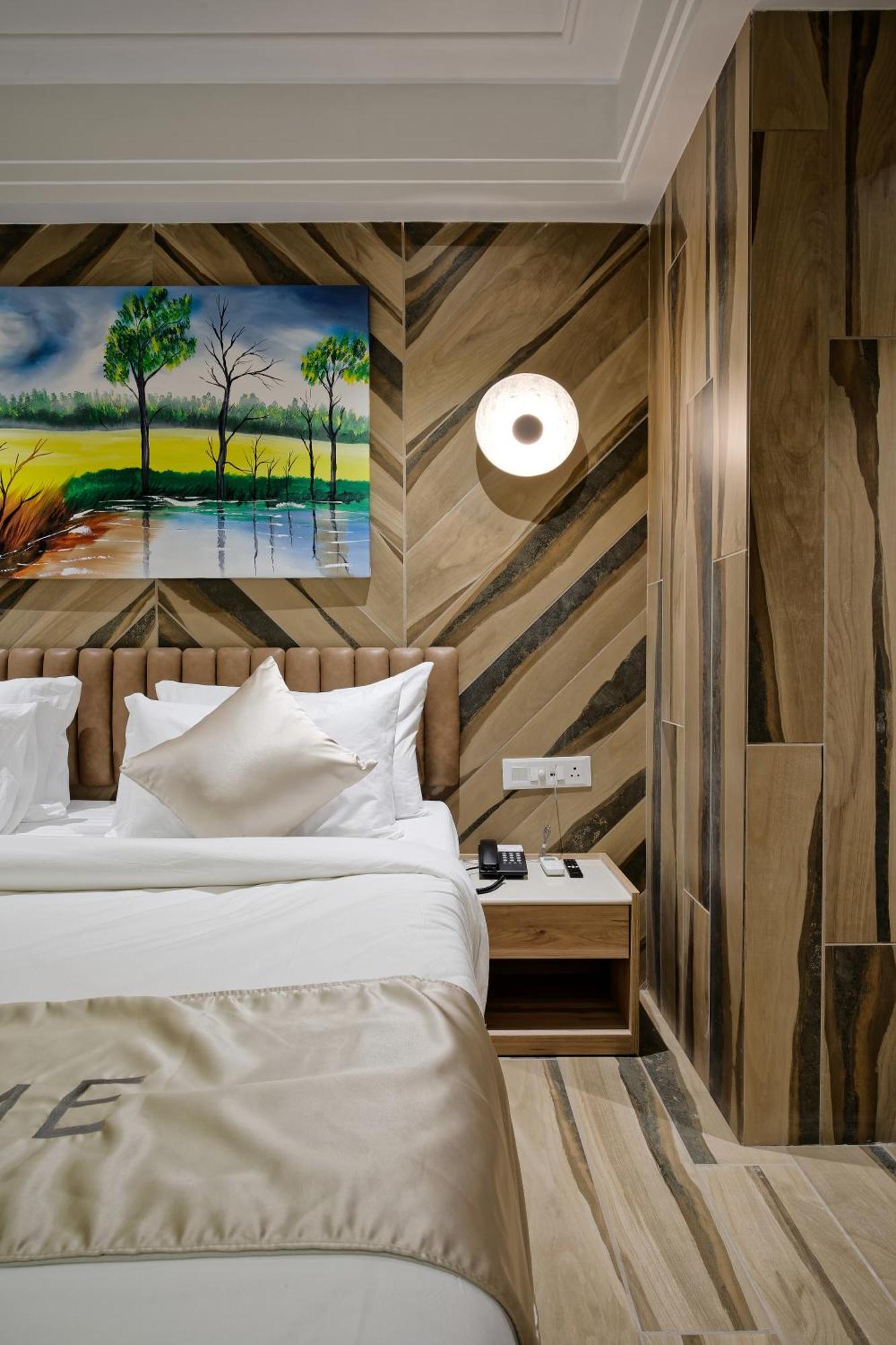 Hotel Golden Plaza Ahmadabad Zewnętrze zdjęcie