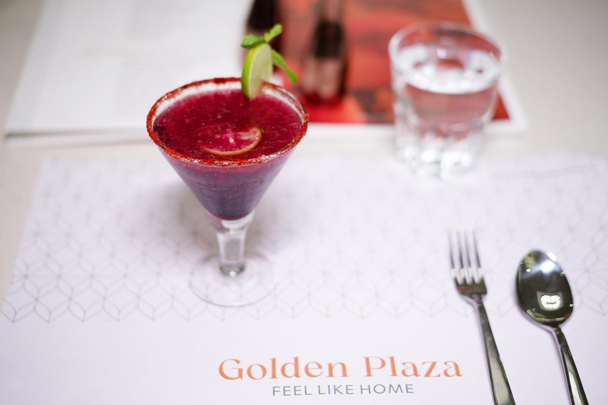 Hotel Golden Plaza Ahmadabad Zewnętrze zdjęcie