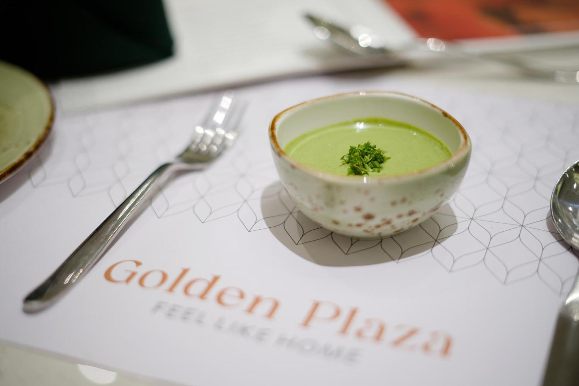 Hotel Golden Plaza Ahmadabad Zewnętrze zdjęcie