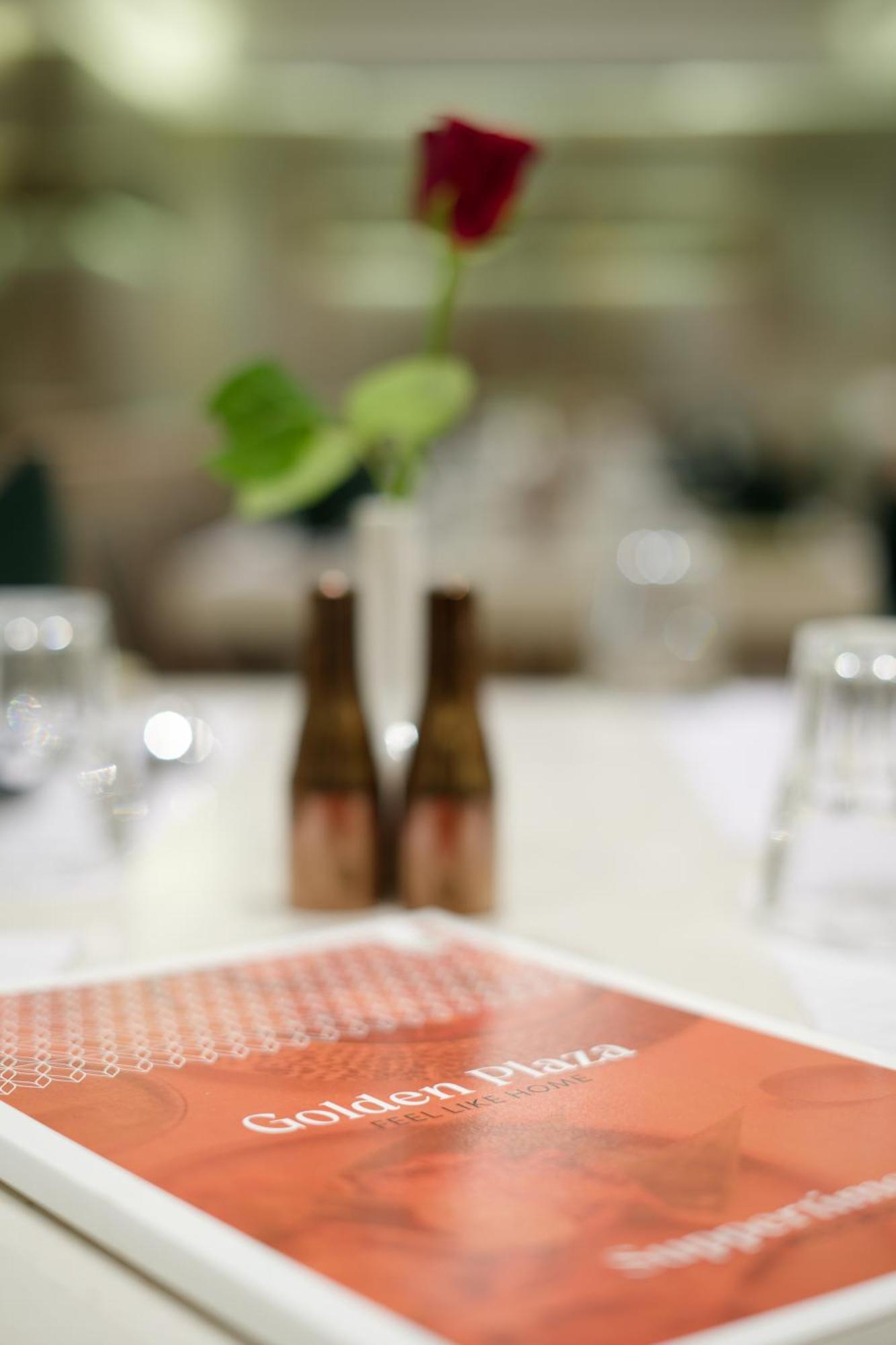 Hotel Golden Plaza Ahmadabad Zewnętrze zdjęcie